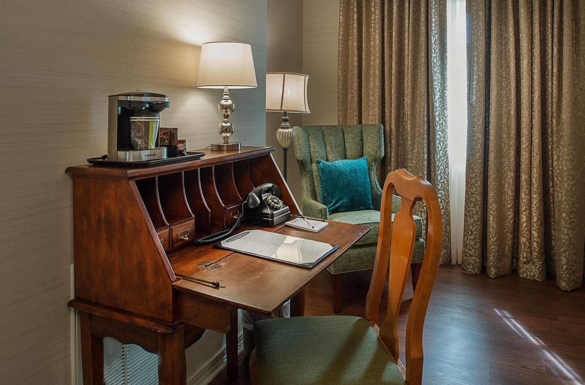 Seven Gables Inn, St Louis West, A Tribute Portfolio Hotel Σαιντ Λούις Εξωτερικό φωτογραφία